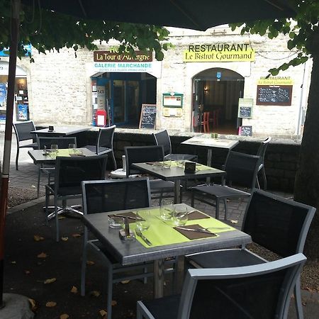 Hotel La Tour D'Auvergne Pont-lʼAbbé Dış mekan fotoğraf